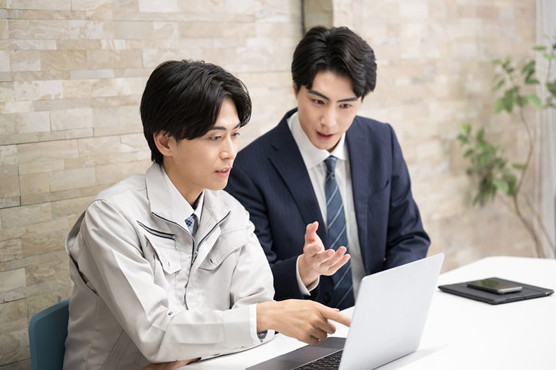 専門家に会社設立を相談する一人親方